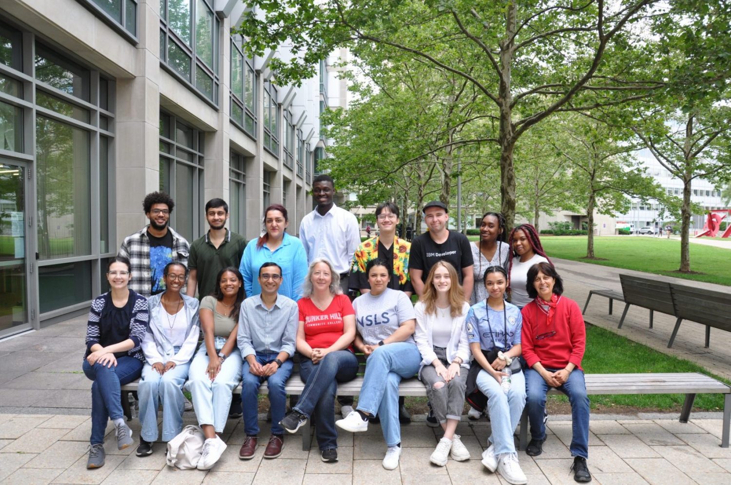 Department of Biology opens its doors for Community College outreach